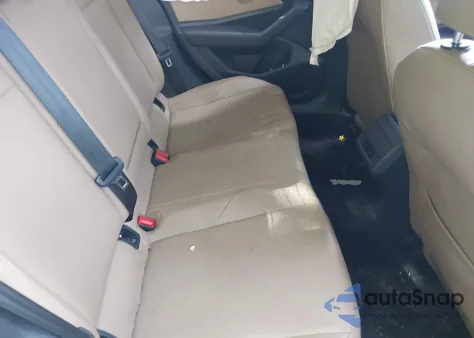 2019 Volkswagen Jetta S/Se/R-Line z USA, uszkodzony, nr VIN 3VWC57BU1KM252389